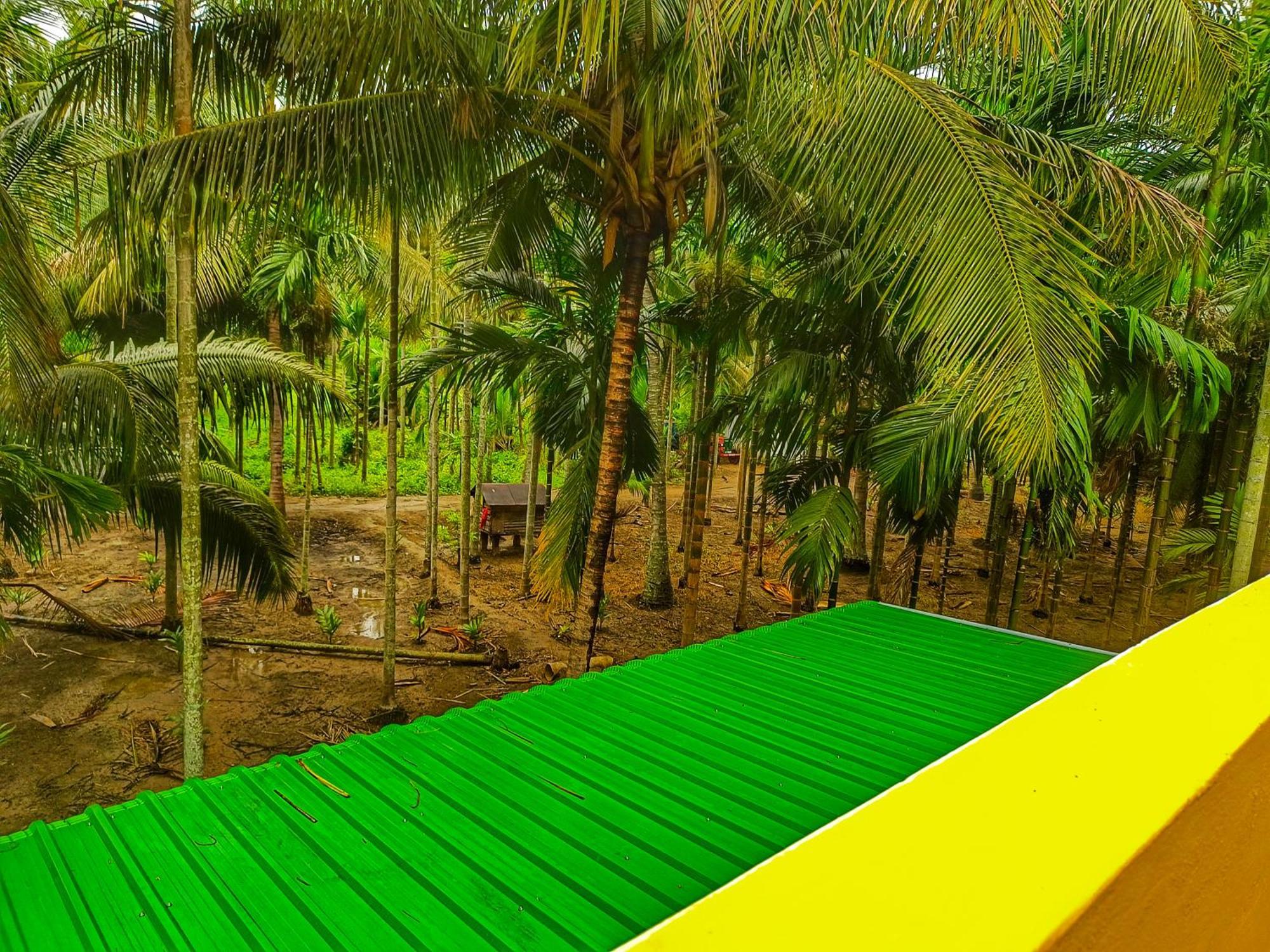 Shivalaya Farmstay Located Amdist Coconut Farm With River Access Near Isha,Adiyogi,Siruvani Alandurai Экстерьер фото